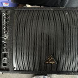 Behringer 200 Watt Stage Monitor 12 In Speaker
