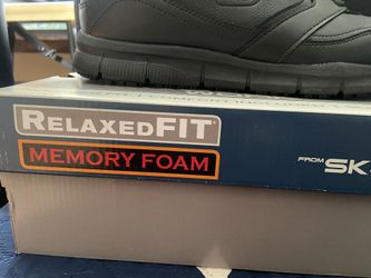 Sketchers slip resistant work shoes-Size 11