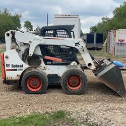 2011 BOBCAT S650 SKID STEER, EROPS, 4754 HRS,  Hand and foot control $25,000