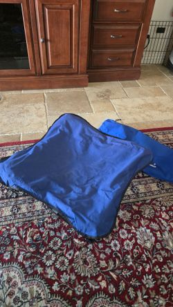 Shakespeare Portable elevated pet cot - M size
