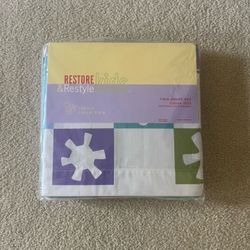 BRAND NEW Girls Twin Bed Sheet and Sham Set