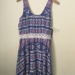 Blue, pink print MISSES DRESS from Lord & Taylor. Size Large. Retail $90. NWT!