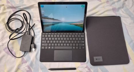Microsoft Surface Go 2 10.5" + Stylus Pen + Bag Windows PC Laptop Tablet Intel m3 8GB RAM 128GB SSD WiFi Touch Screen