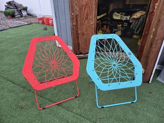 2 Bungi Chairs.