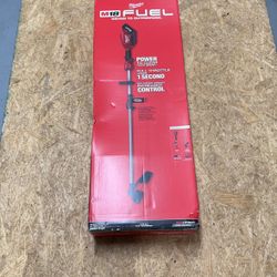 Milwaukee M18 Fuel String Trimmer Kit (2825-21ST)