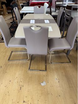 7 Piece Dining Set On Sale