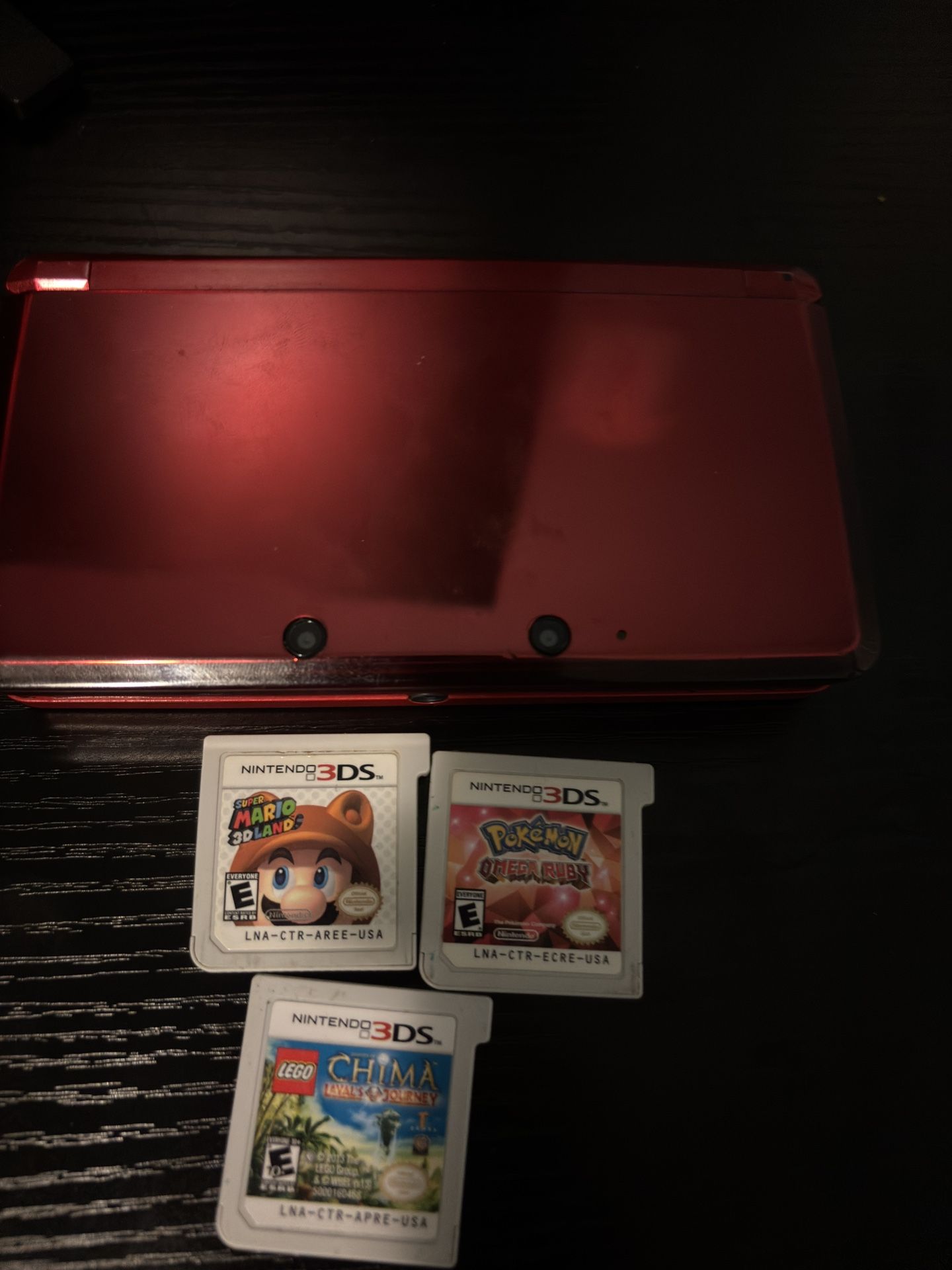 Red Nintendo 3ds
