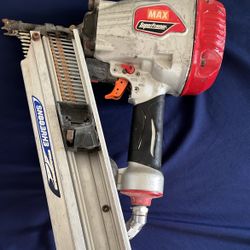 MAX SUPER FRMAER - DEWALT NAIL GUN - Sander 