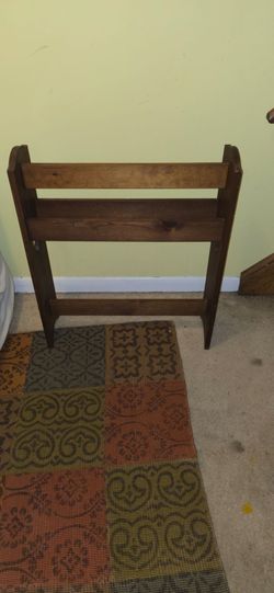 Vintage Wooden Quilt Rack with Heart Cutouts