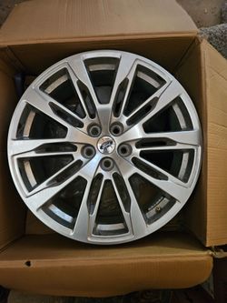 20" Stock rims for Ford Explorer
