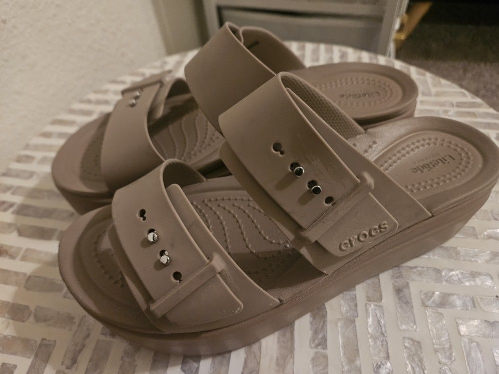 Crocs Brooklyn Buckle