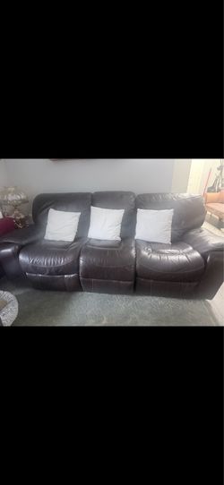Sofa and loveseat set