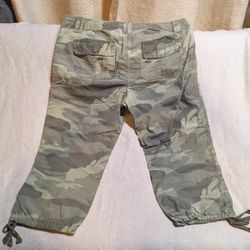 Abercrombie & Fitch - Y2K Capri Paratrooper Pants - Women's 10