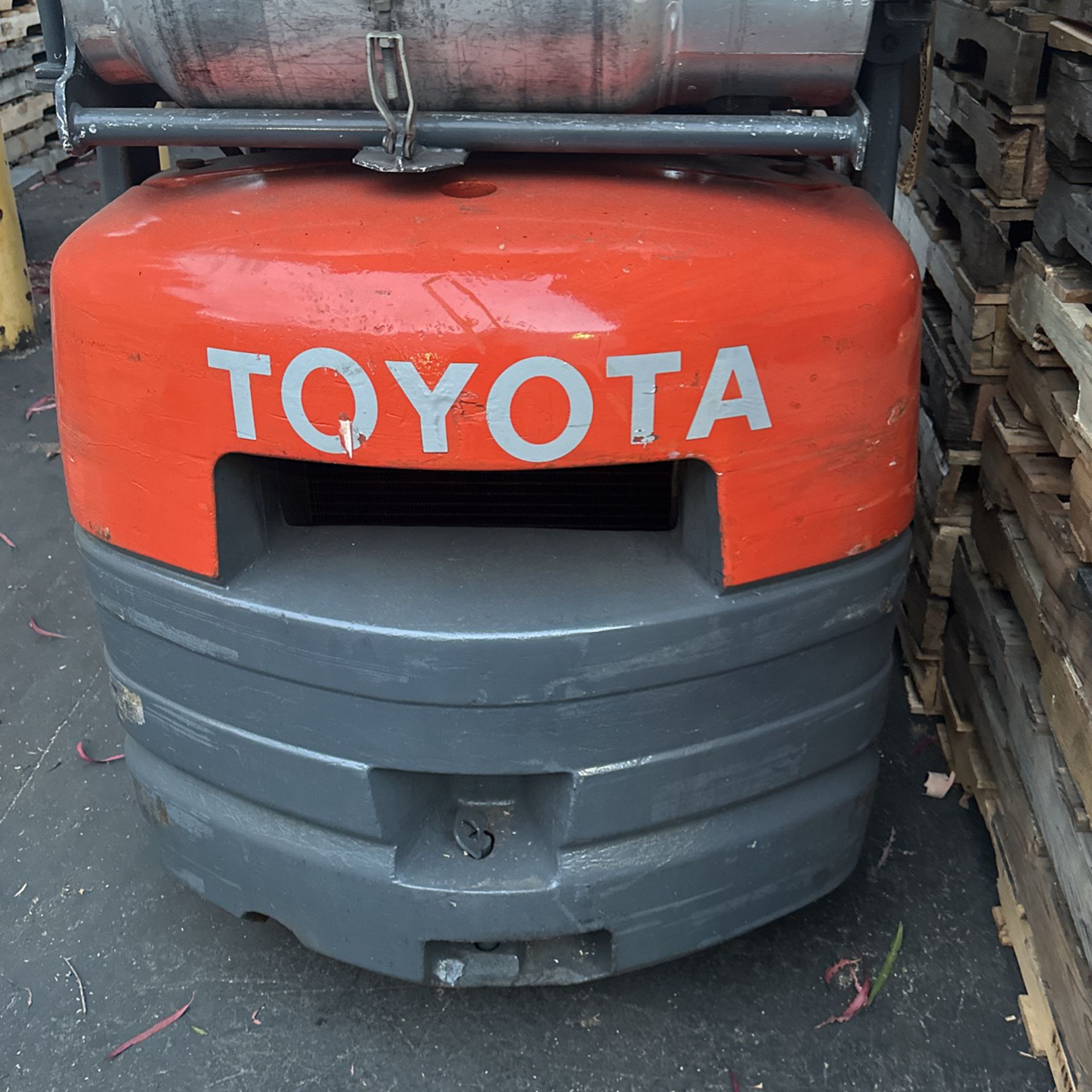 2014 Forklift Toyota 