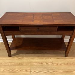 Beautiful Wood Console Table w/Drawer 47w x 29h x 18d Smoke and pet free household