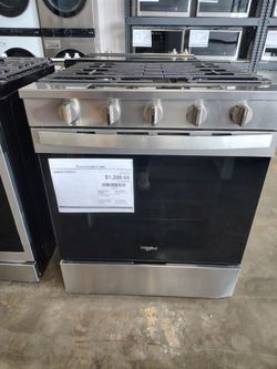 Whirlpool 5.0 cu ft Gas Range