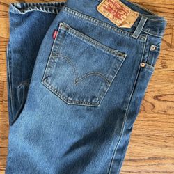 New Men’s Levi’s Jeans (sizing In Photos) 