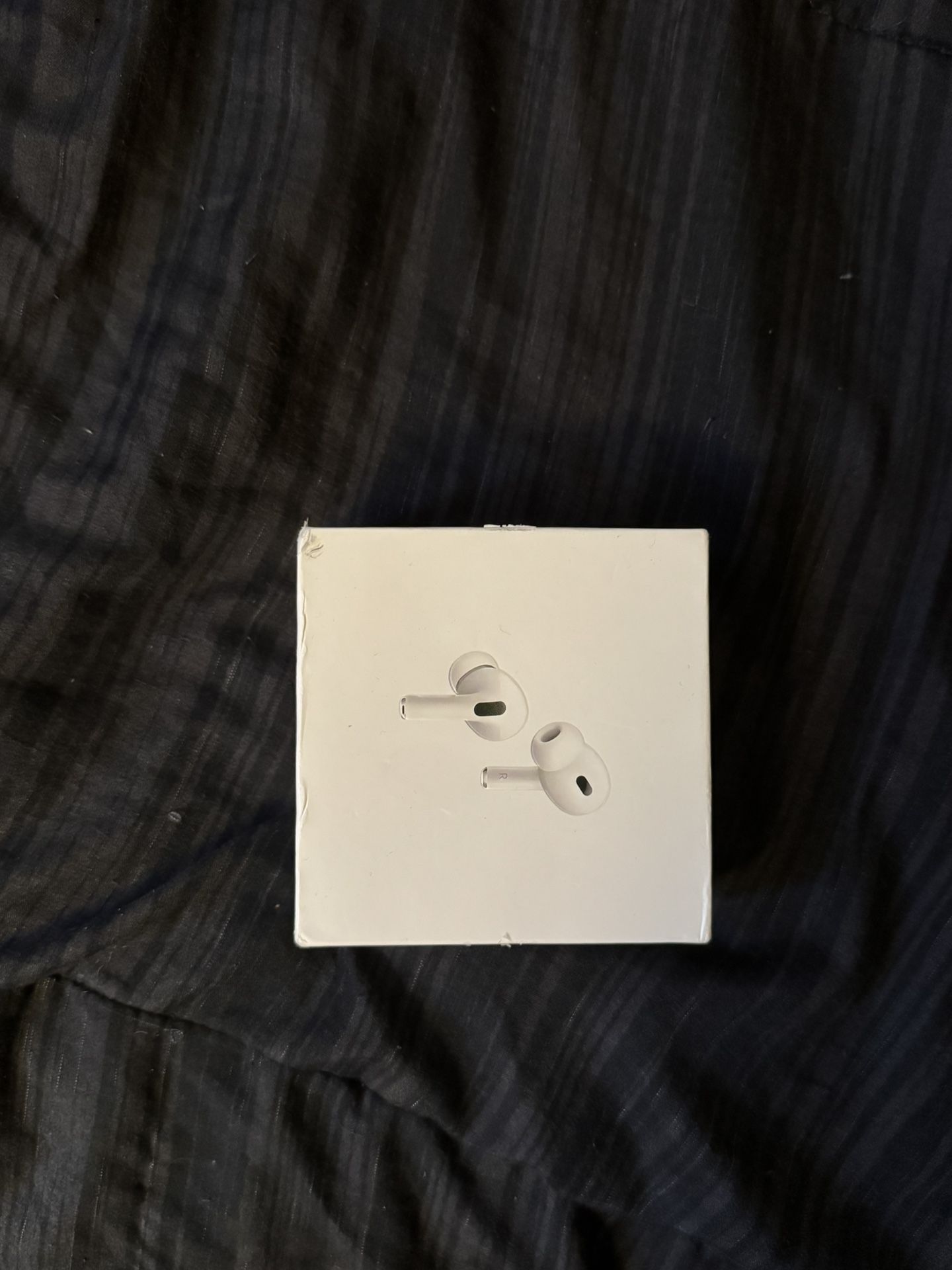 Apple AirPod Pro 2nd Generation MagSafe Wireless Charging Case USB-C