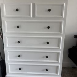 White 6-Drawer Dresser