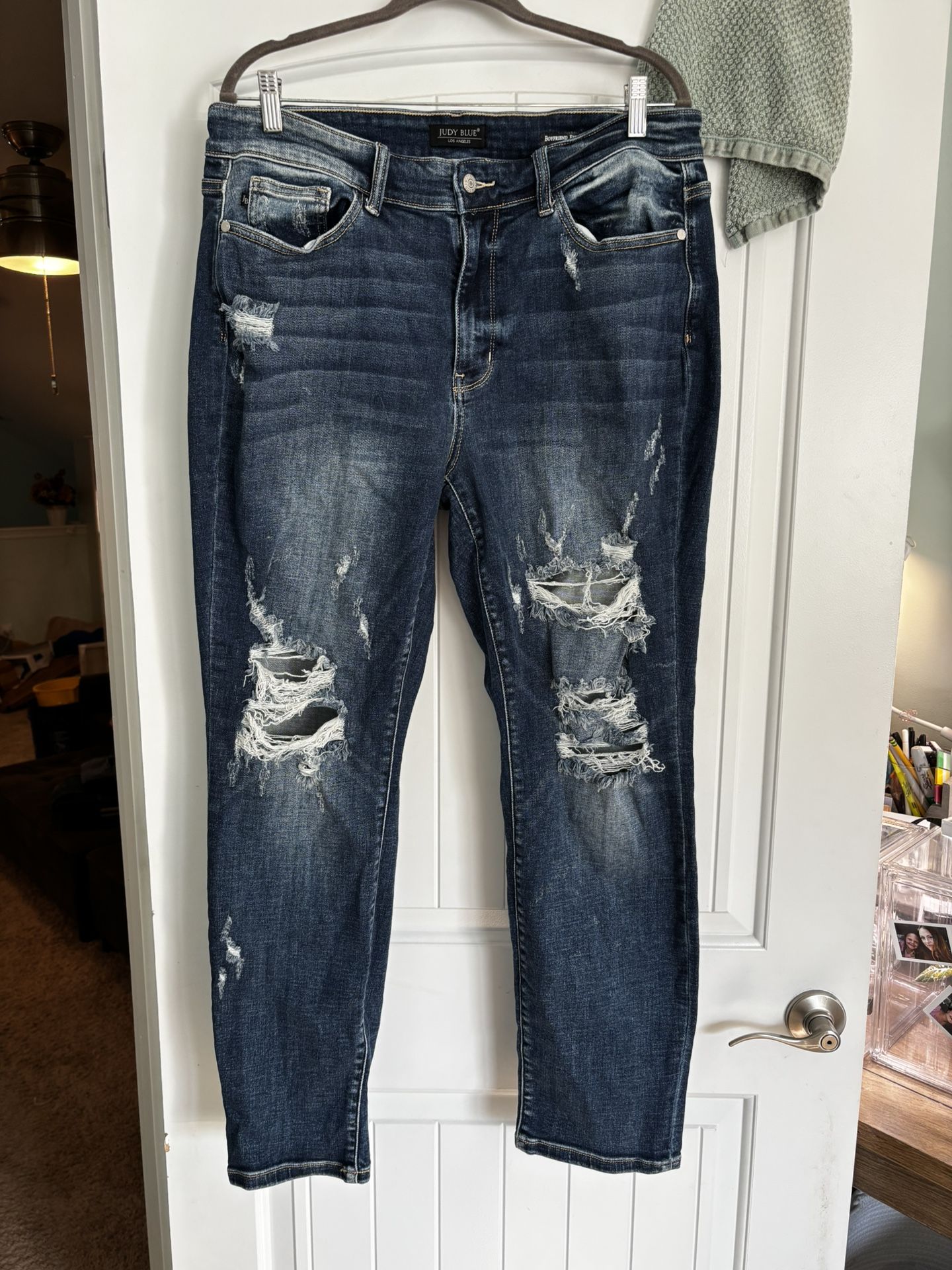Judy Blue Distressed Boyfriend Fit Jeans Size 16