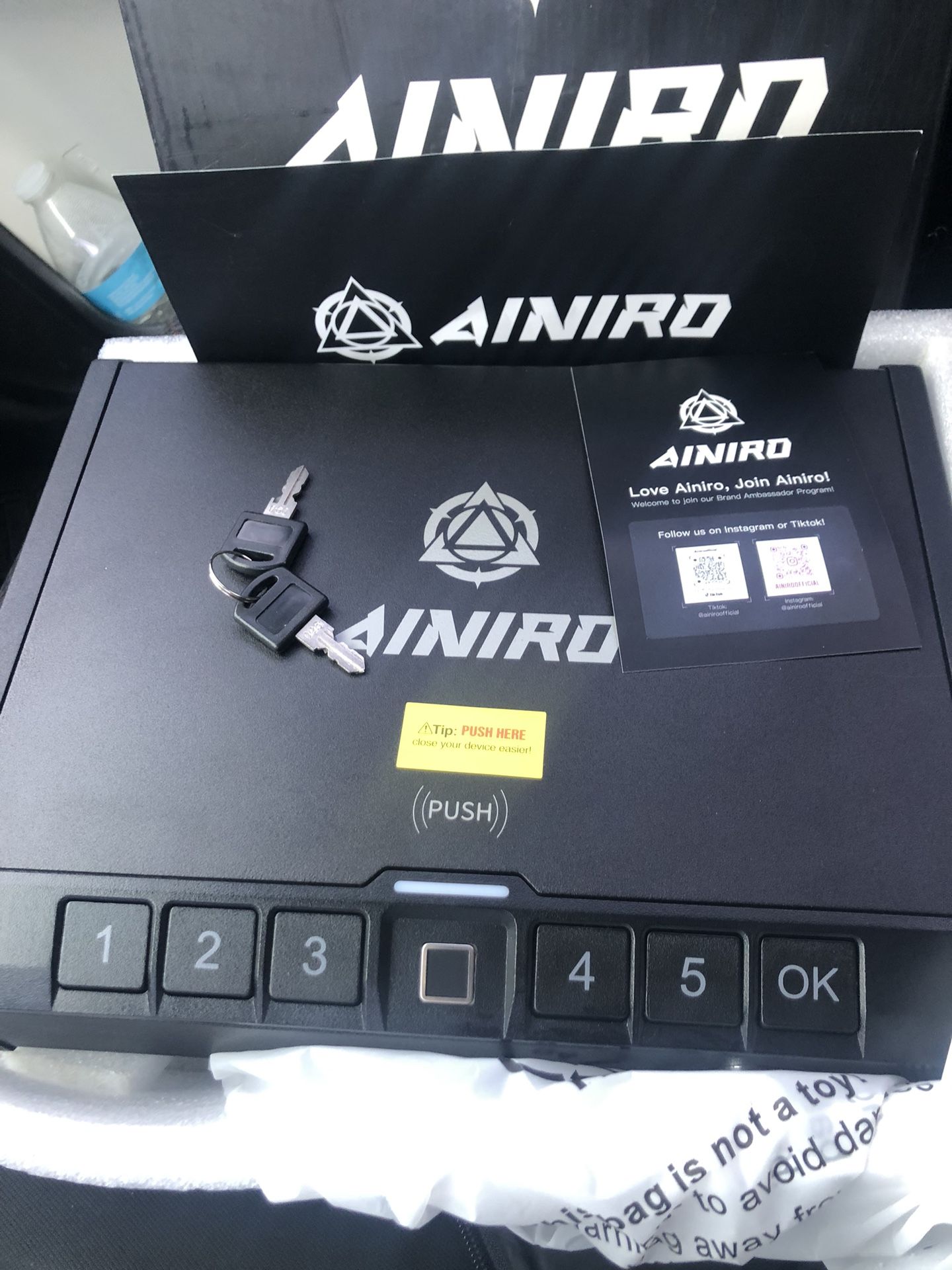 AINIRO Gun Safe for Pistols - Biometric Gun Safe for Handgun with Fireproof Document Bag, Quick-Access Gun Lock with Fingerprint Identification or Key