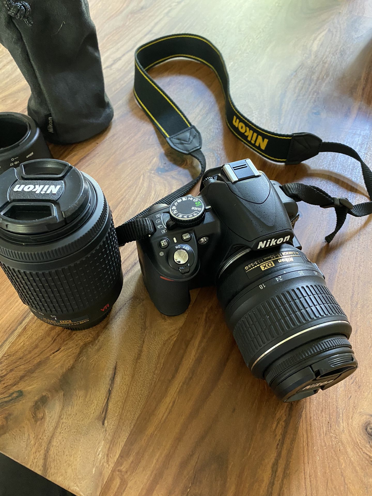 Nikon D3100 + Extra lense