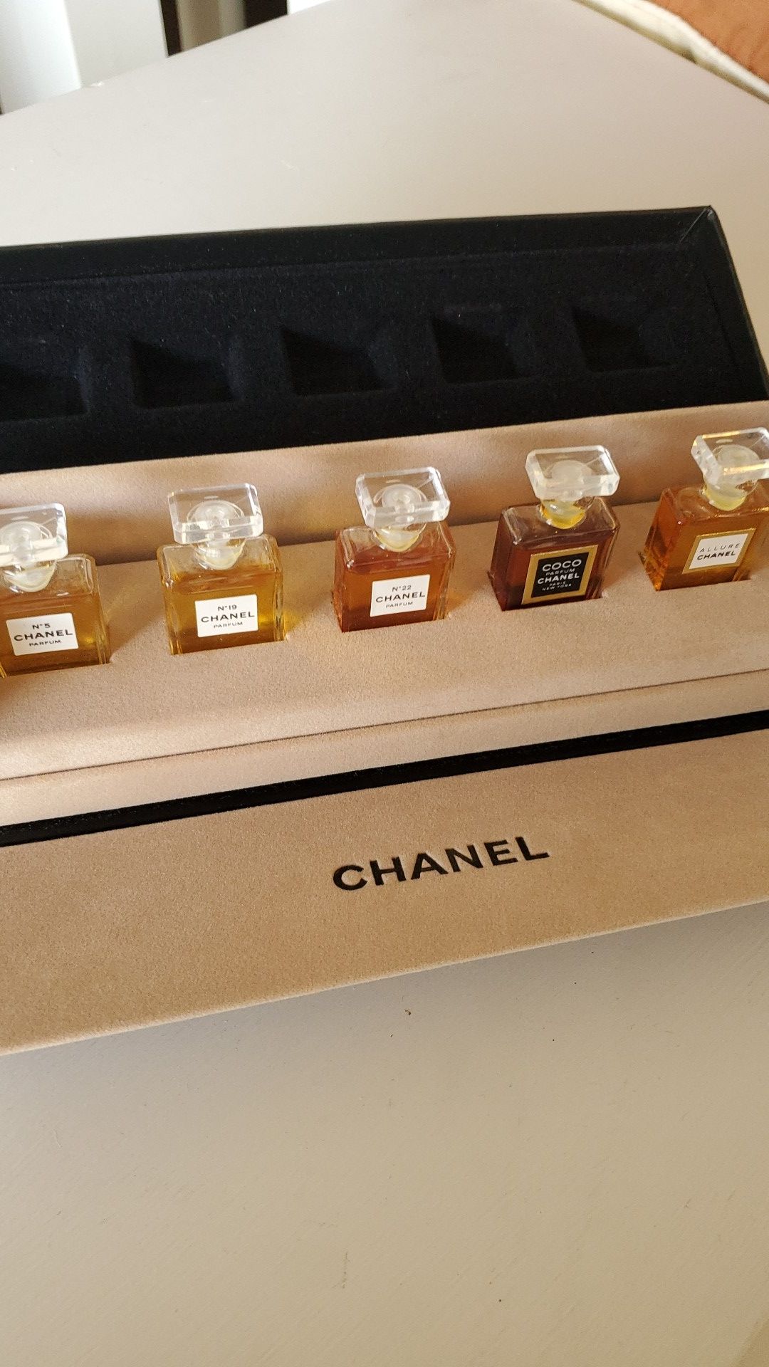 Mini CHANEL Perfume Display Long Box Style ~ New ~ Rare Find