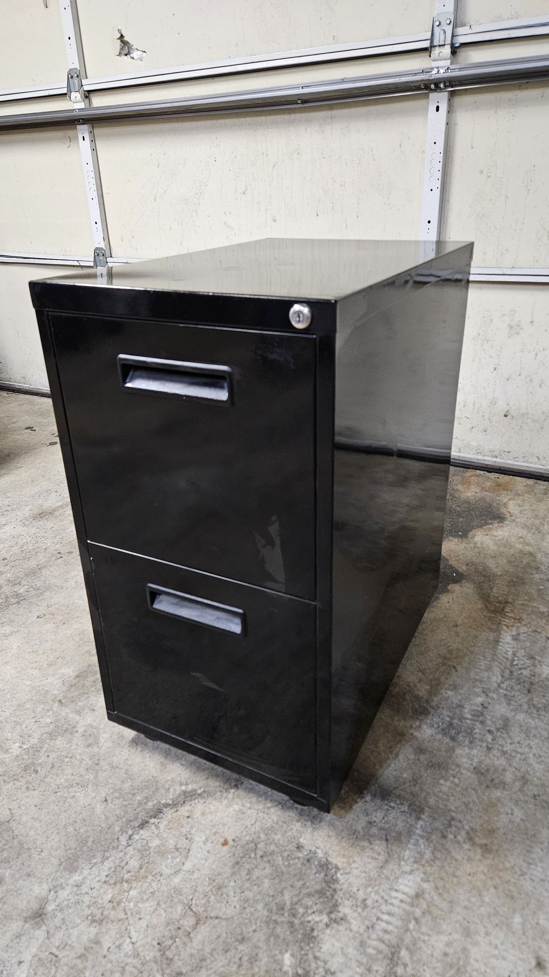 2-Drawer Filing Cabinet - Black