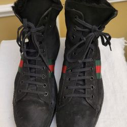 Gucci Black Suede ACE Hi-top Sneaker With Fur Size 41/10