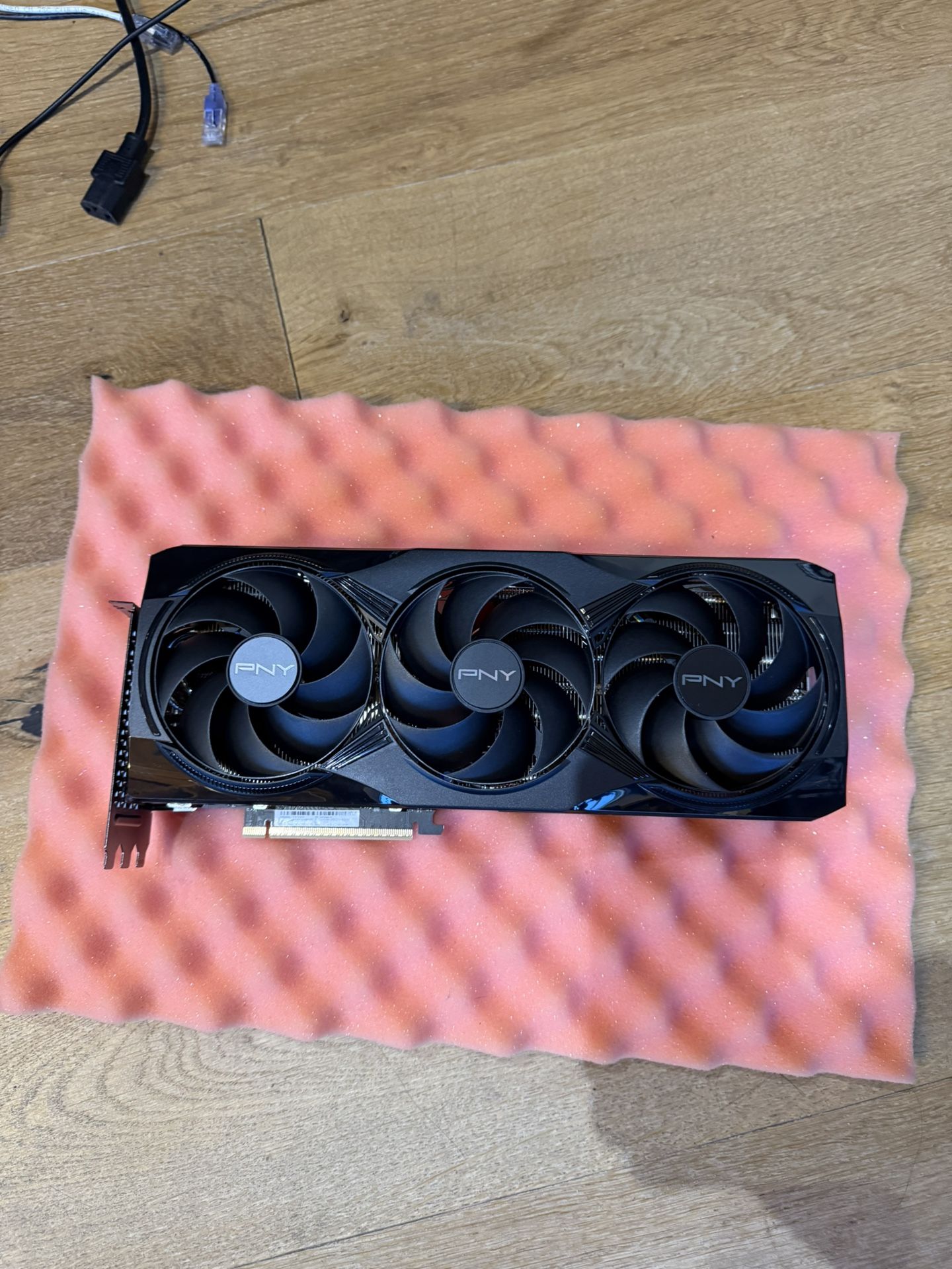 PNY GeForce RTX 5080