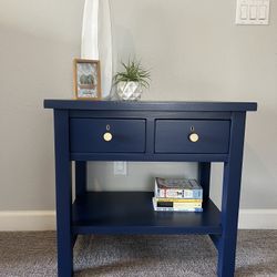 Pottery Barn End Table or Nightstand 