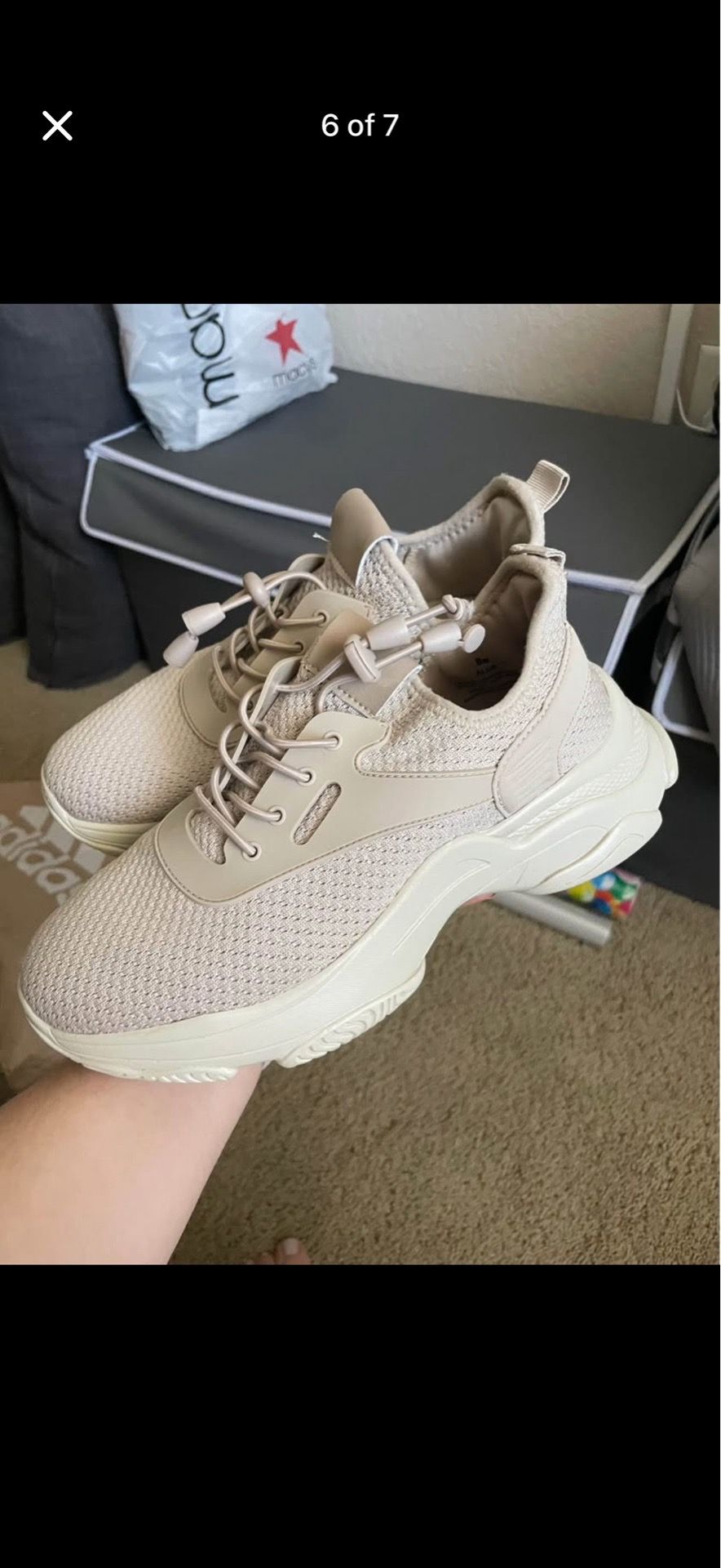 NEW Memory Foam Woman Shoes - Size 8