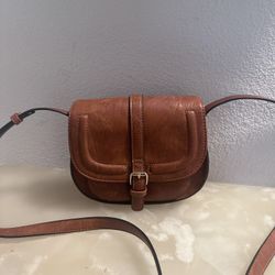 Crossbody 