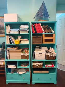 FREE: Desk & 3 Bookshelves
