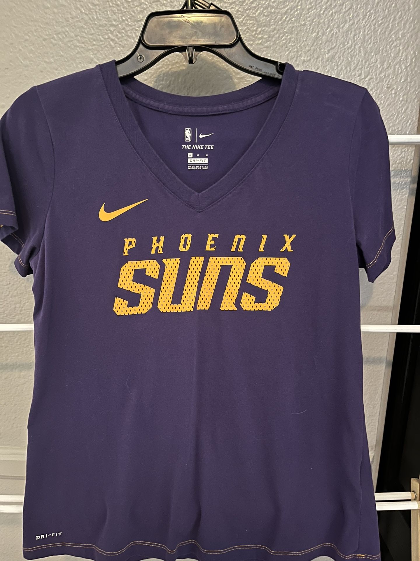 Phoenix Suns Women’s Medium T-shirt