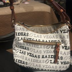 Purse And JBL  Headphone 