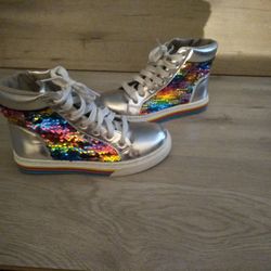 Retro Rainbow Girls Size 4 