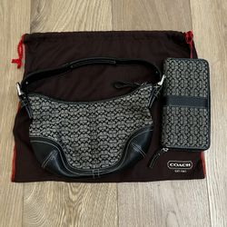 Coach Handbag Used Signature With Wallet