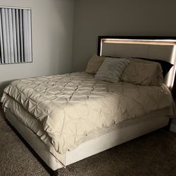 Queen Headboard & bedframe