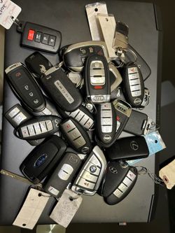 Car Key Fob Replacement Most Makes & Models Porsche key Toyota key fob Nissan key fob Bmw key fob Mercedes benz key fob Range rover key fob Chevrolet 