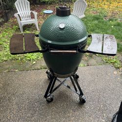 🔥 Ultimate Outdoor Cooker – Extra-Large Big Green Egg Smoker / Grill / Pizza Oven! 🔥 💰 $700 (New $1,700)