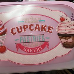 Cupcake   Holder Fits 28  Cupcakes