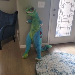 Dinosaur 