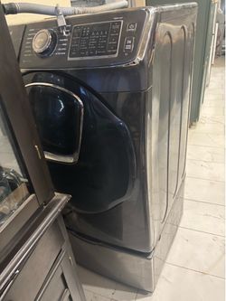 Free Samsung washer on pedestal