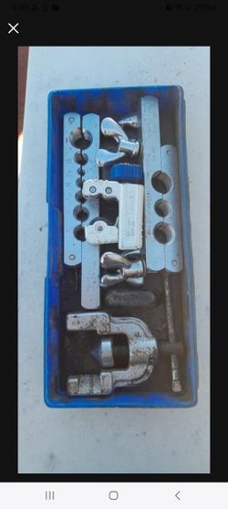 Yellow Jacket Copper Flaring Tool & Lennox Copper Cutters