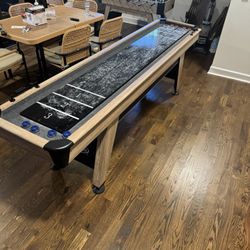 Barrington 9ft Wentworth Shuffleboard Table with 8-Puck Set