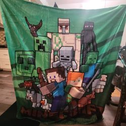 Minecraft Blanket Throw Size 54"x64" Brand New