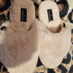 Pink Soft And Comfortable Size 8 Ex Large Womens Slippers 