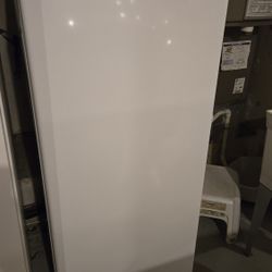 Magic Chef Upright Freezer - 8.5 cubic feet