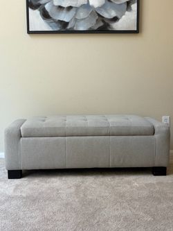 Upholstered Storage Bench / Settee – 50”